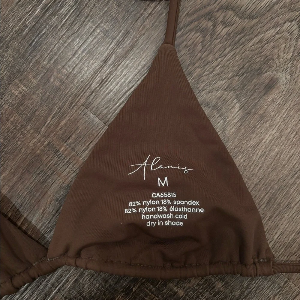 Brown string bikini - Picture 3 of 3